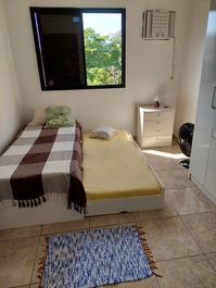 Quarto 11: cama auxiliar aberta