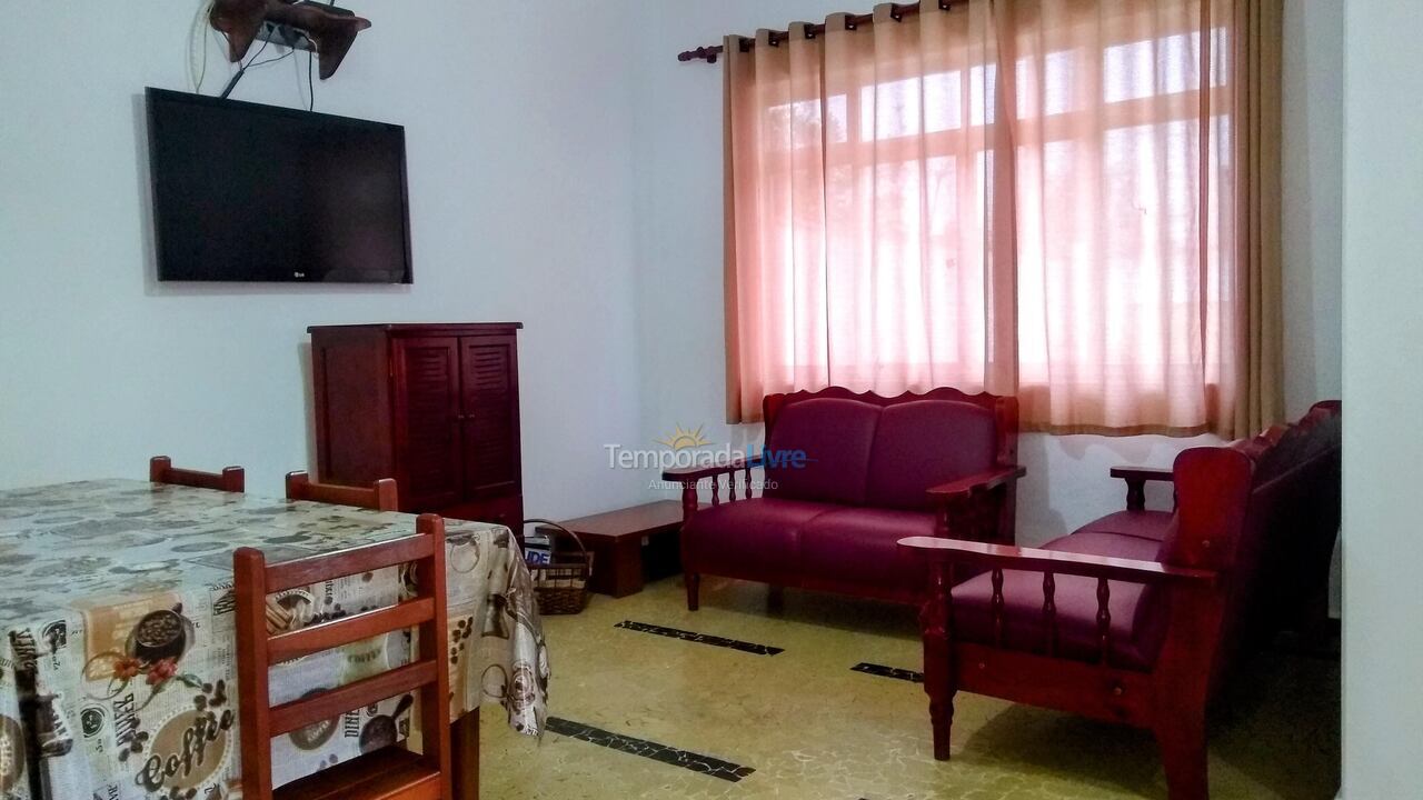 Casa para alquiler de vacaciones em Peruíbe (Centro)