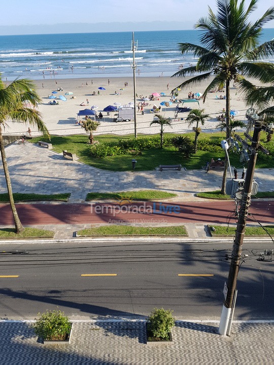 Apartamento para aluguel de temporada em Praia Grande (Praia do Caiçara)