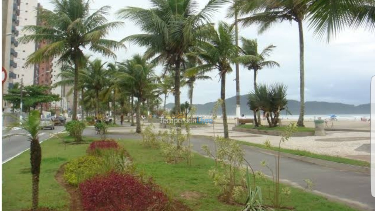Apartamento para aluguel de temporada em Praia Grande (Praia do Caiçara)