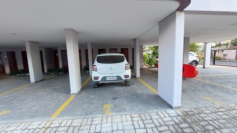 Garagem espaçosa - vagas para 2 carros