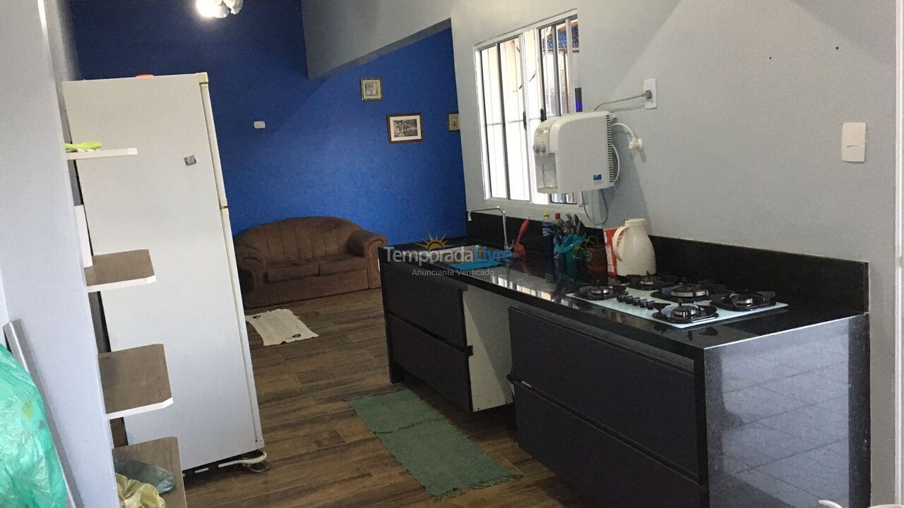 Casa para alquiler de vacaciones em Itanhaém (Balneário Gaivotas)