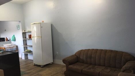 Hermosa casa con un gran patio trasero.