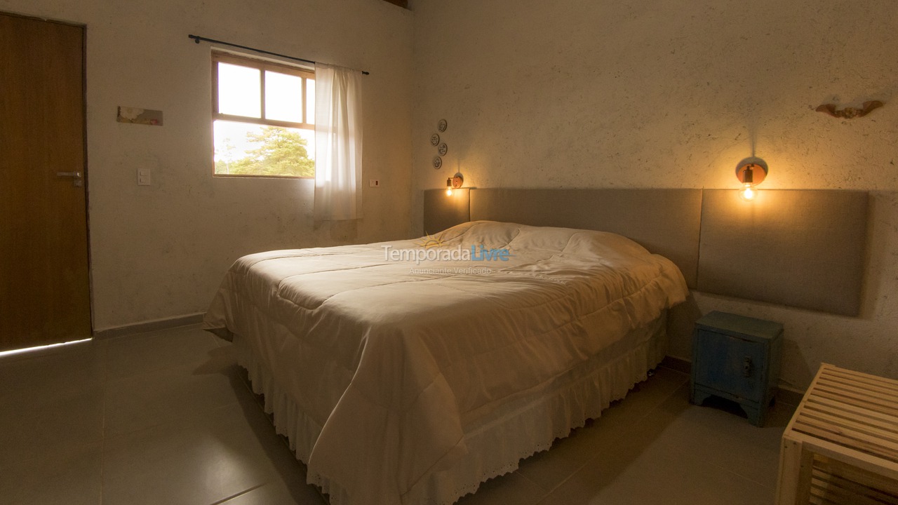 Casa para aluguel de temporada em São Bento do Sapucaí (Bairro do Serrano)