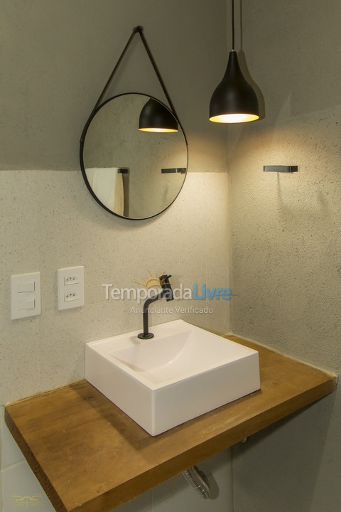 Casa para aluguel de temporada em São Bento do Sapucaí (Bairro do Serrano)