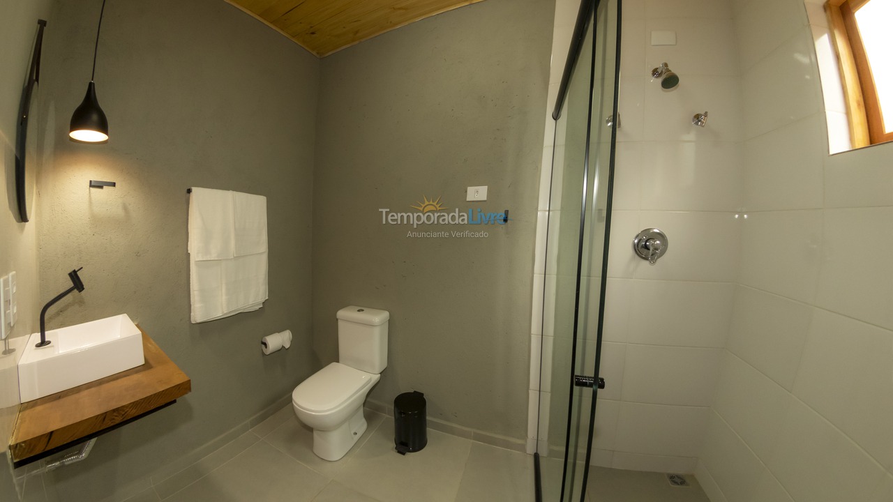 Casa para aluguel de temporada em São Bento do Sapucaí (Bairro do Serrano)