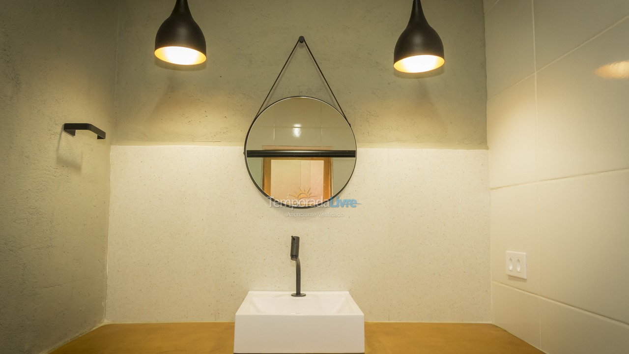 Casa para aluguel de temporada em São Bento do Sapucaí (Bairro do Serrano)