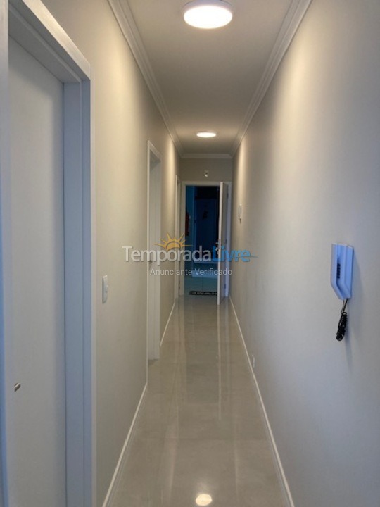 Apartamento para aluguel de temporada em São Francisco do Sul (Enseada)