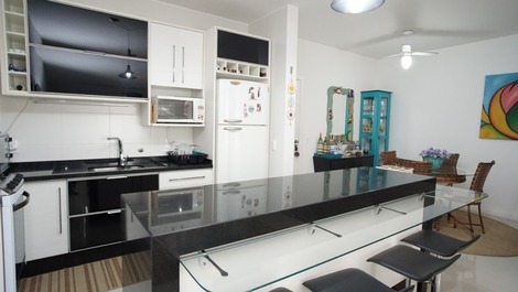 2 quartos com ar condicionado na zona nobre dos Ingleses!