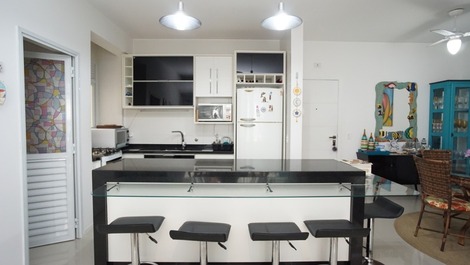 2 quartos com ar condicionado na zona nobre dos Ingleses!