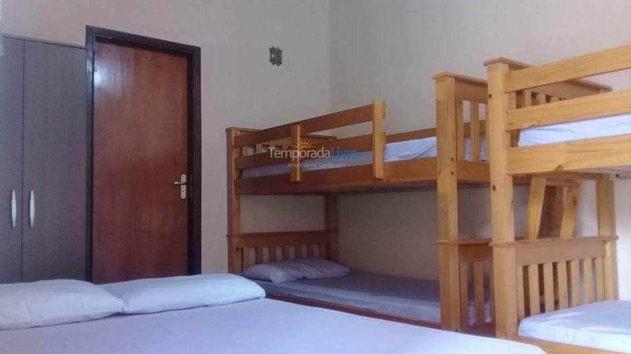 Casa para aluguel de temporada em Olímpia (Jardim Toledo)