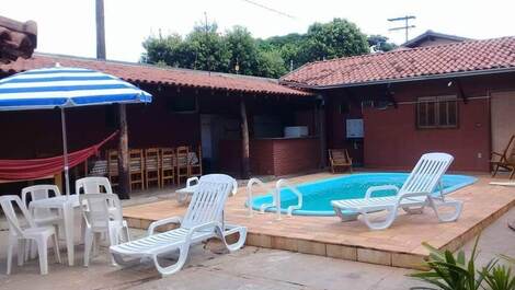 Recanto do Futuro c/ Piscina e churrasqueira