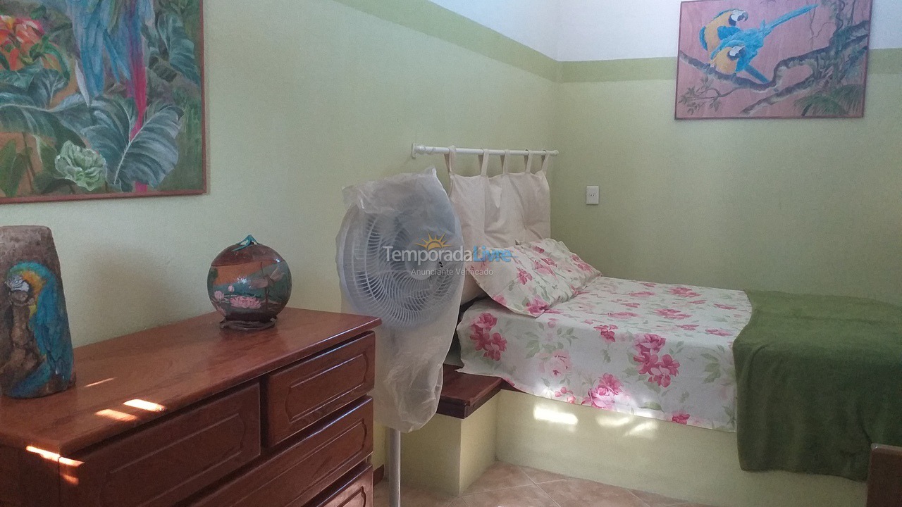 Apartamento para aluguel de temporada em Beberibe (Praia das Fontes)