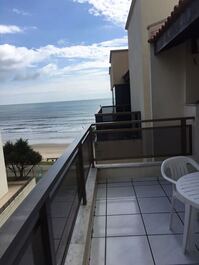 Apartamento para alugar em Itapema - Meia Praia