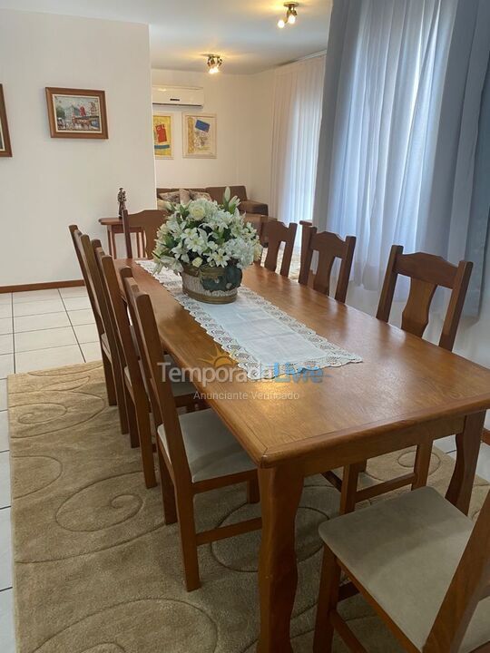 Apartamento para alquiler de vacaciones em Itapema (Meia Praia)