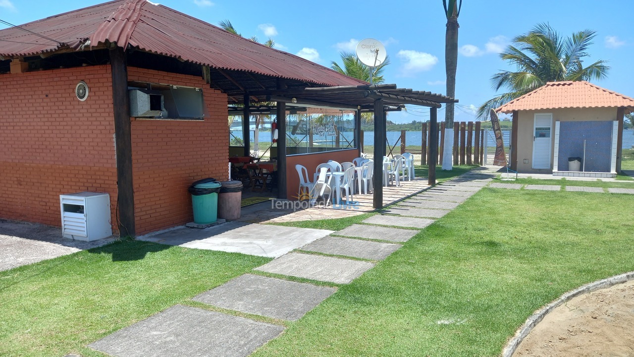 Apartamento para aluguel de temporada em Cabo Frio (Baixo Grande)