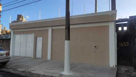 Linda casa 2 andares c/ Piscina e churrasqueira