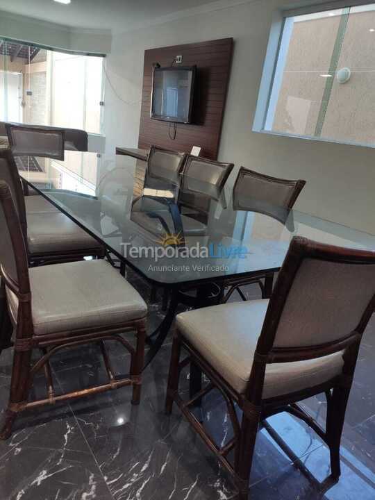 Casa para aluguel de temporada em Guarujá (Jardim Virgínia)