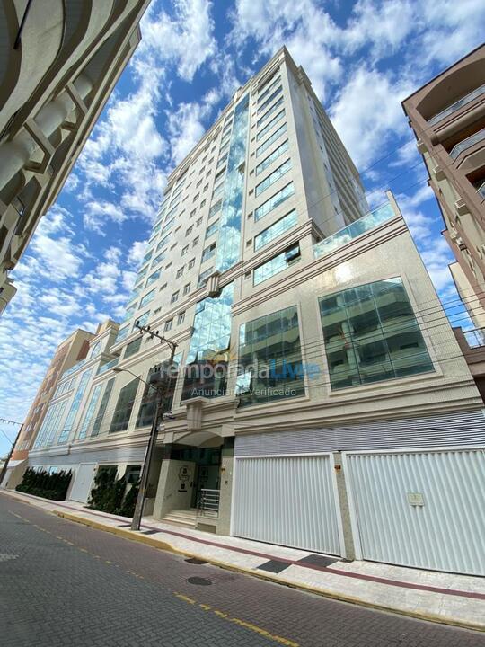 Apartamento para aluguel de temporada em Itapema (Meia Praia)