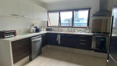BEAUTIFUL APARTMENT WITH SEA VIEWS 8 PEOPLE BERTIOGA