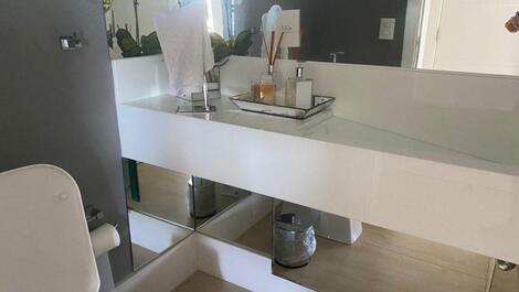 BEAUTIFUL APARTMENT WITH SEA VIEWS 8 PEOPLE BERTIOGA
