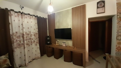 New house, swimming pool and private barbecue. Christmas and New Year available