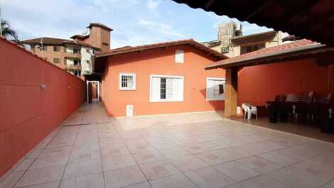 Casa Praia das Toninhas - Ubatuba SP - Acomoda 12 pessoas