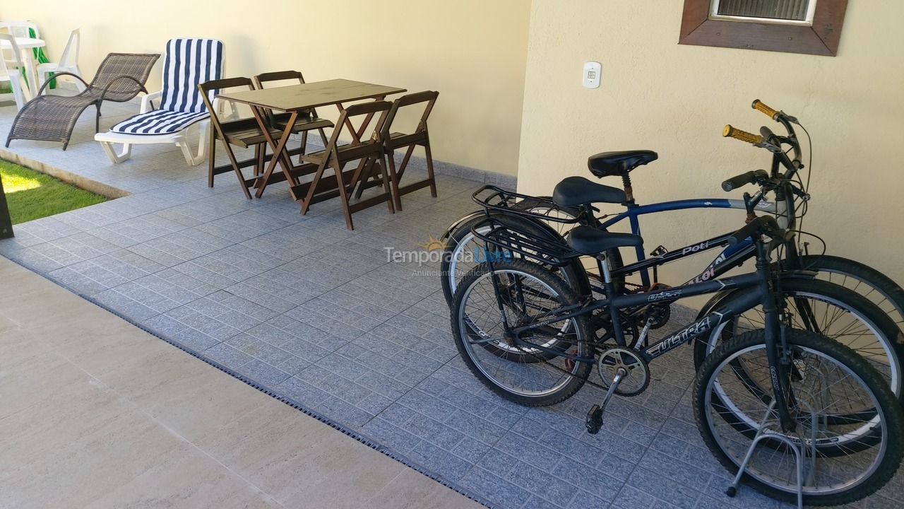 Casa para aluguel de temporada em Cabo Frio (Unamar)