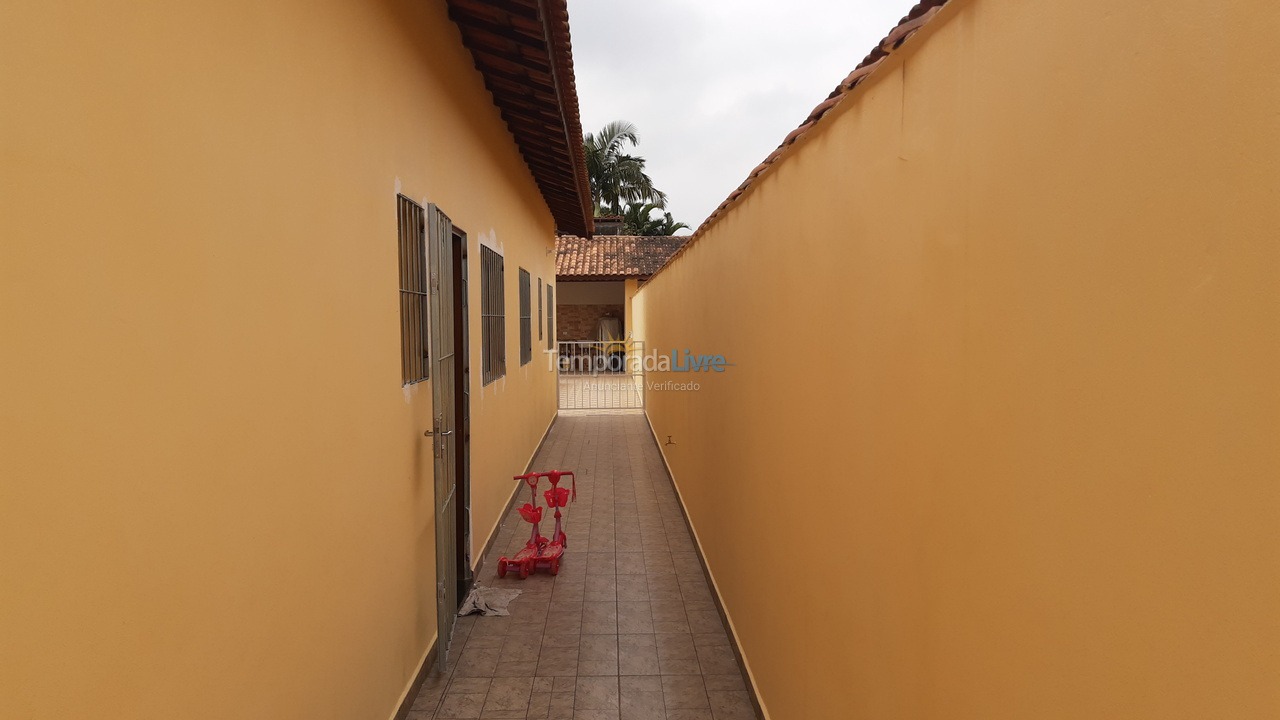 Casa para aluguel de temporada em Mongaguá (Florida Mirim)