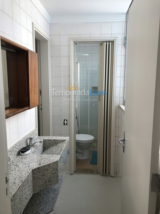 Apartamento para aluguel de temporada em Guarujá (Pitangueiras)