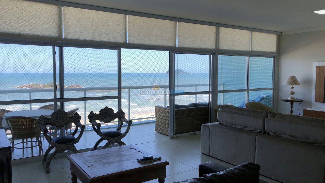 Apartamento para aluguel de temporada em Guarujá (Pitangueiras)