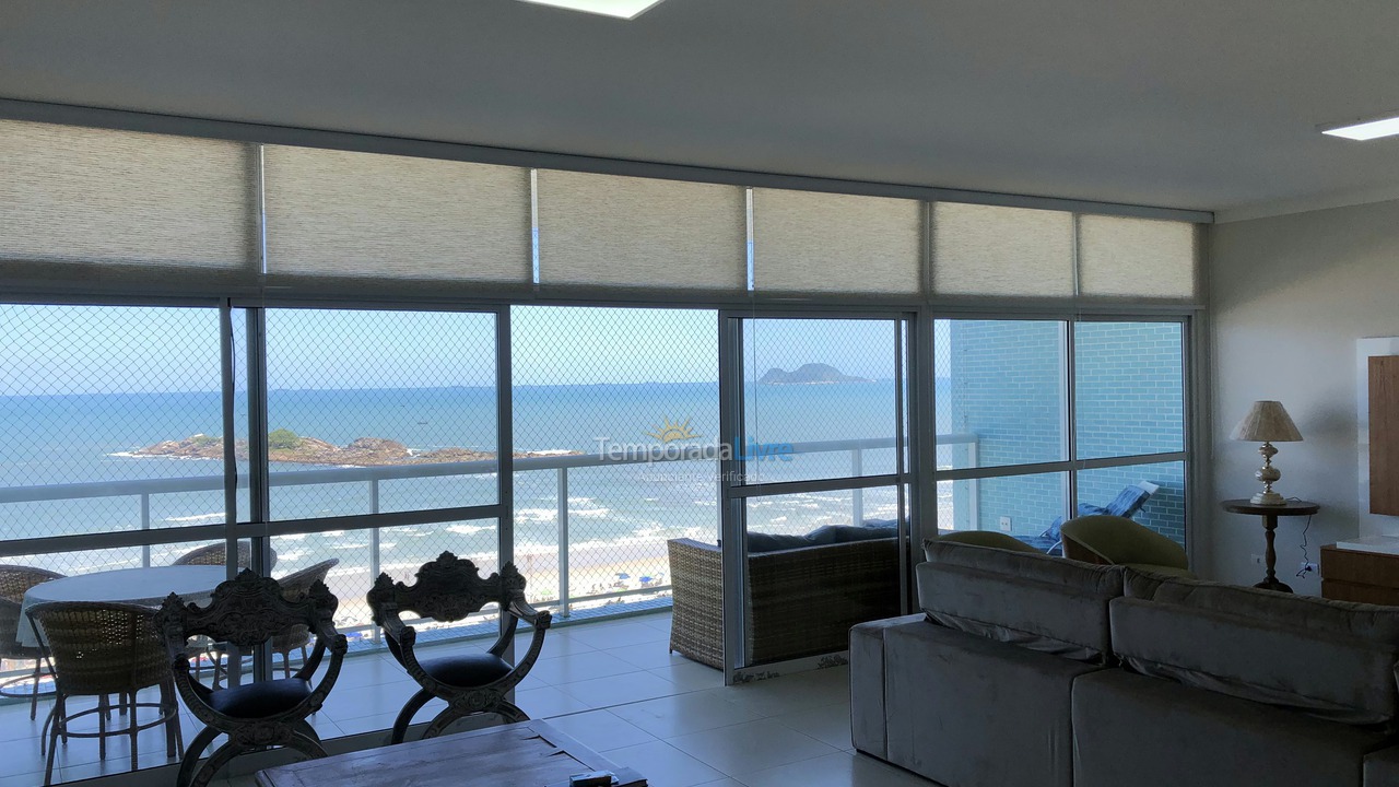 Apartamento para aluguel de temporada em Guarujá (Pitangueiras)