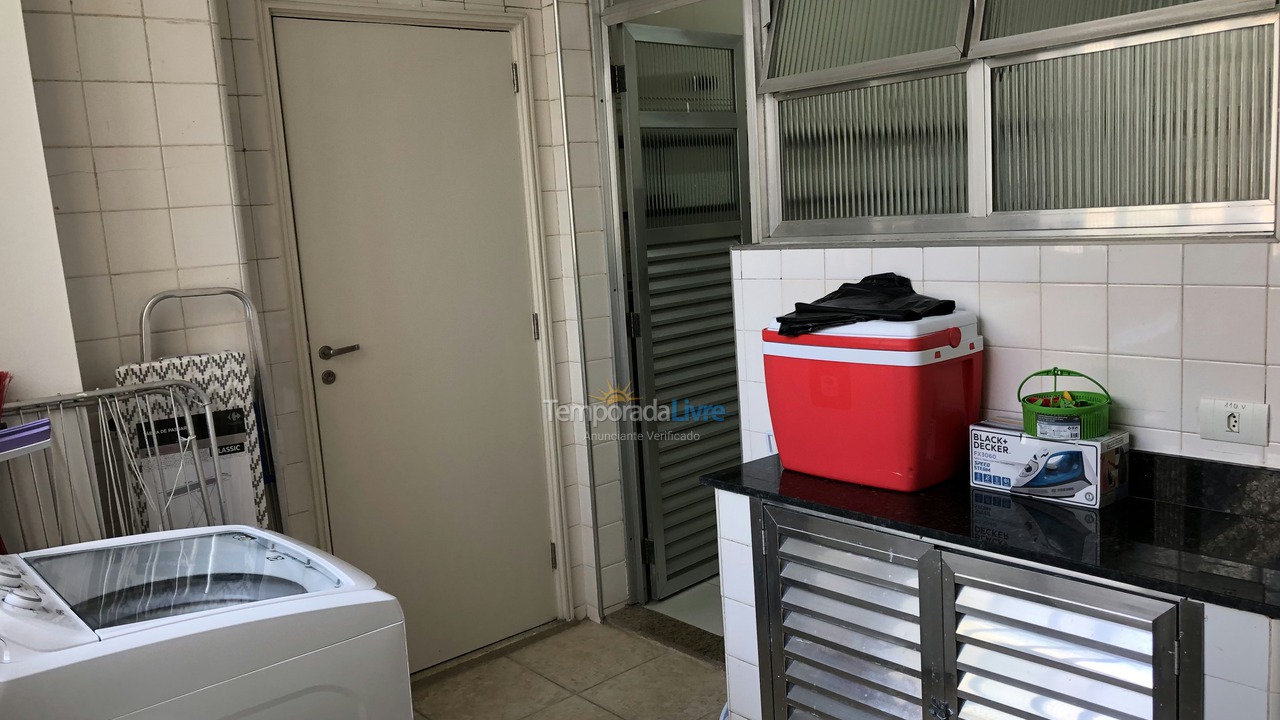 Apartamento para aluguel de temporada em Guarujá (Pitangueiras)