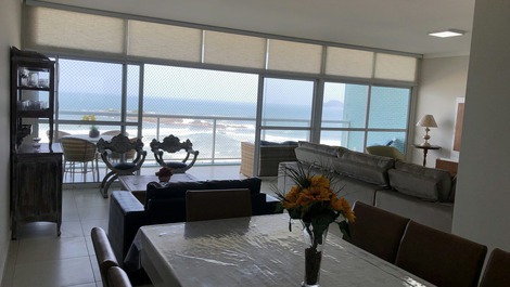 APARTAMENTO ALTO PADRÃO COM VISTA TOTAL PARA O MAR