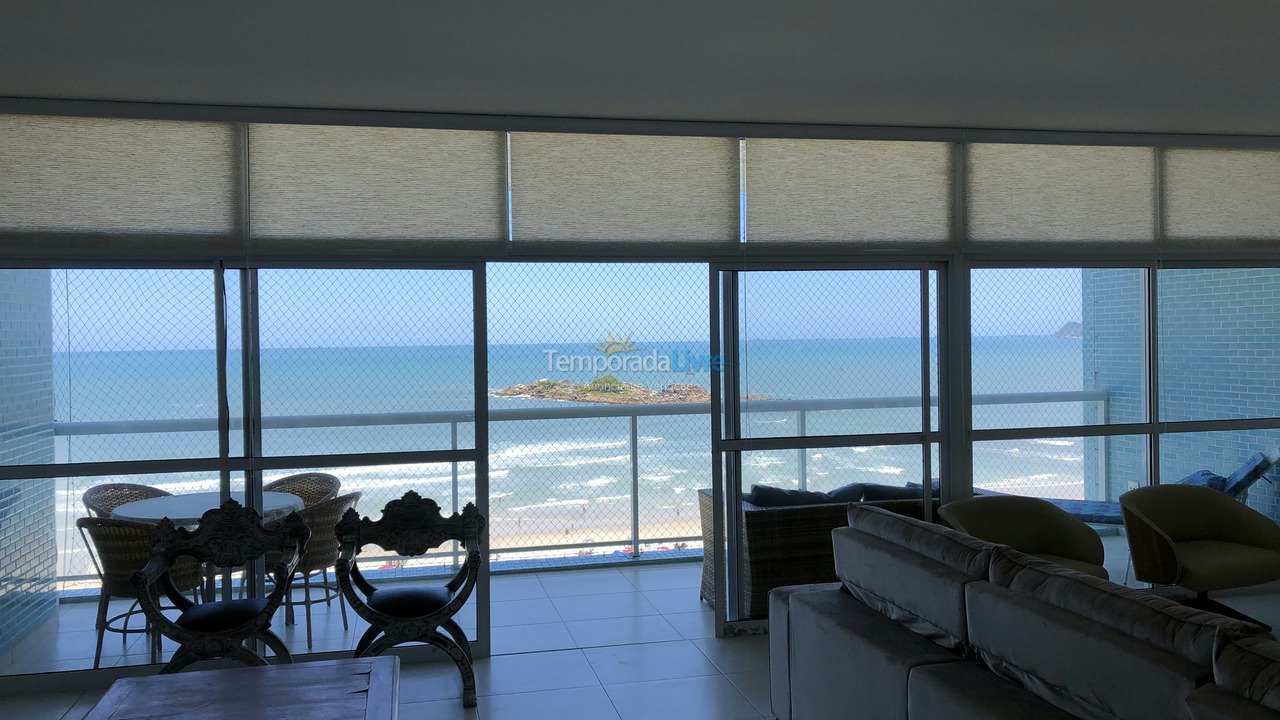 Apartamento para aluguel de temporada em Guarujá (Pitangueiras)