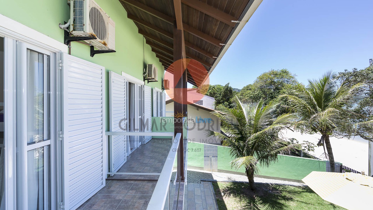 House for vacation rental in Bombinhas (Canto Grande)