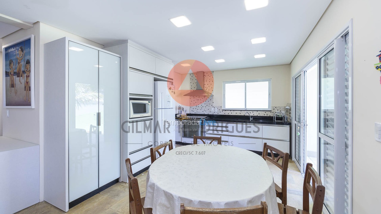 House for vacation rental in Bombinhas (Canto Grande)