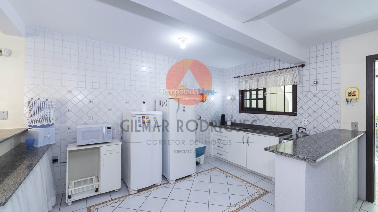 Casa para aluguel de temporada em Bombinhas (Mariscal)