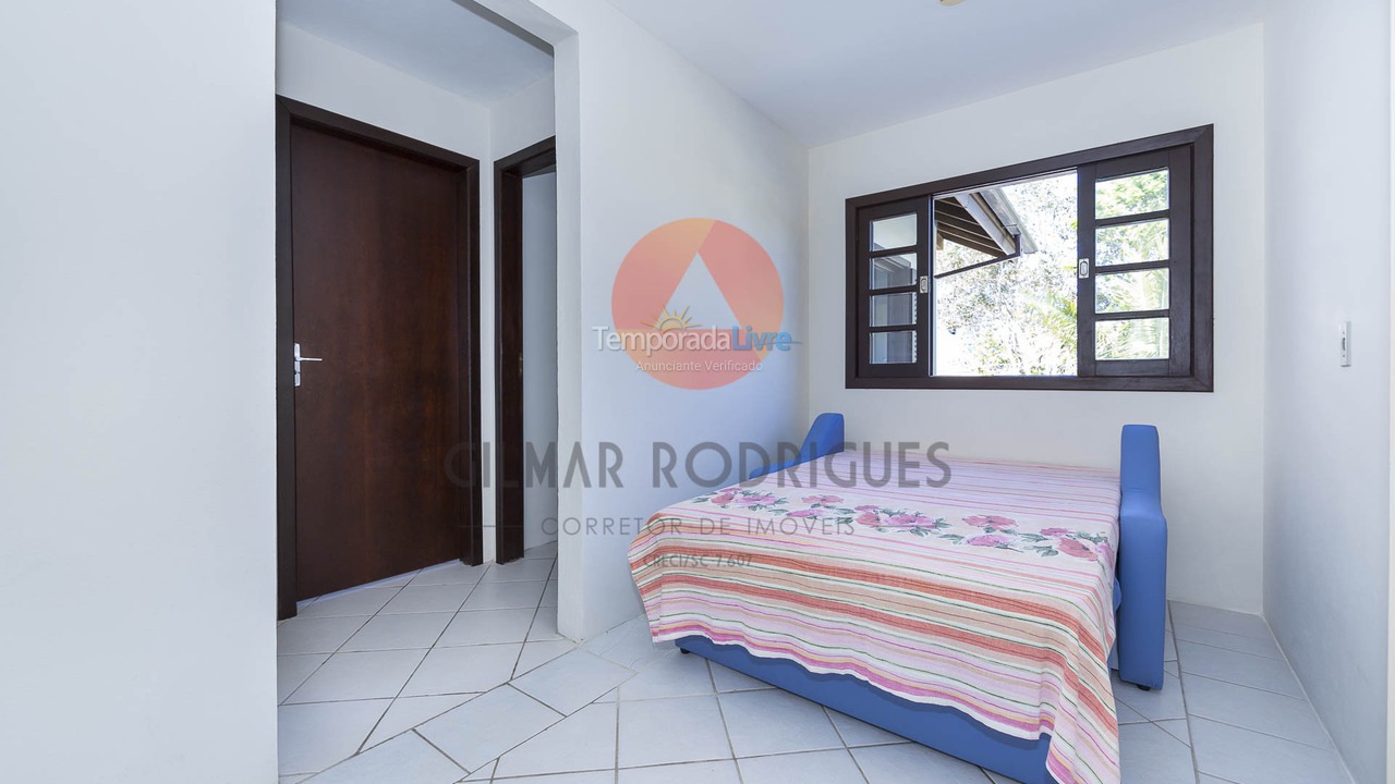 Casa para aluguel de temporada em Bombinhas (Mariscal)