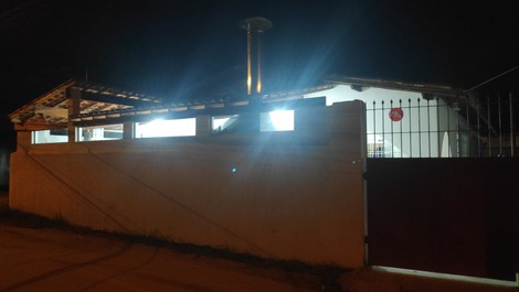 Casa muy cómoda en Ubatuba a 300 metros de la playa de Perequê Mirim