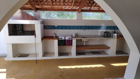 Casa muy cómoda en Ubatuba a 300 metros de la playa de Perequê Mirim