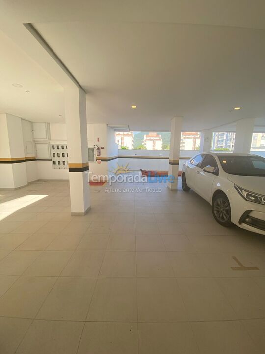 Apartamento para aluguel de temporada em Governador Celso Ramos (Praia de Palmas)