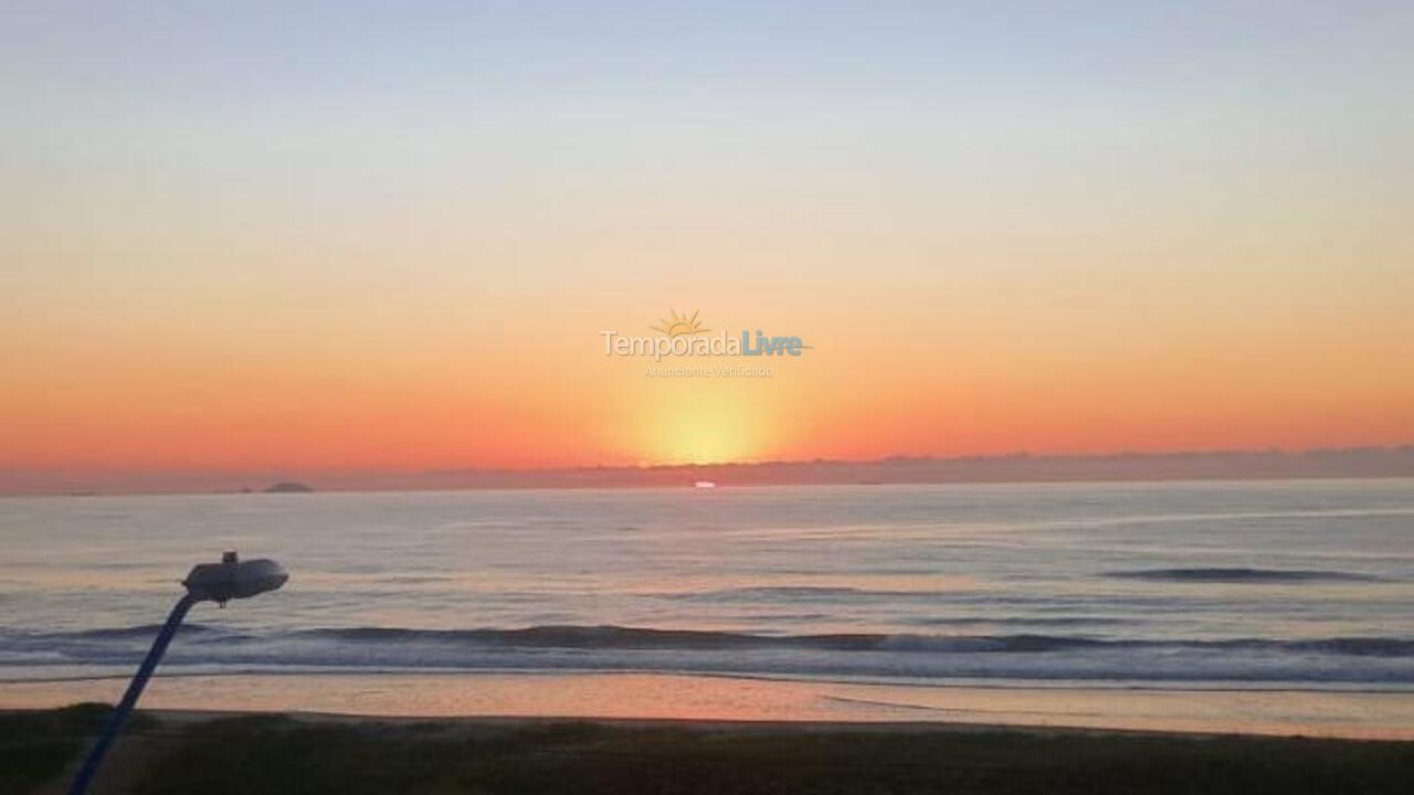 Apartamento para alquiler de vacaciones em Matinhos (Balneario Caravelas)