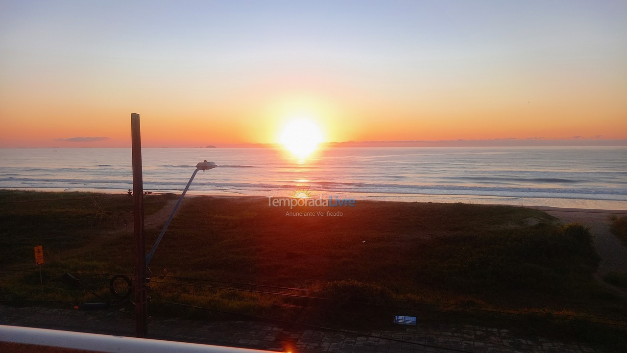 Apartamento para alquiler de vacaciones em Matinhos (Balneario Caravelas)