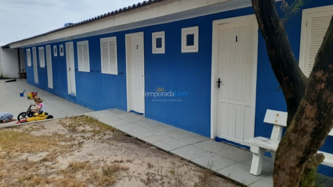 Apartamento para alquiler de vacaciones em Balneário Pinhal (Magisterio)