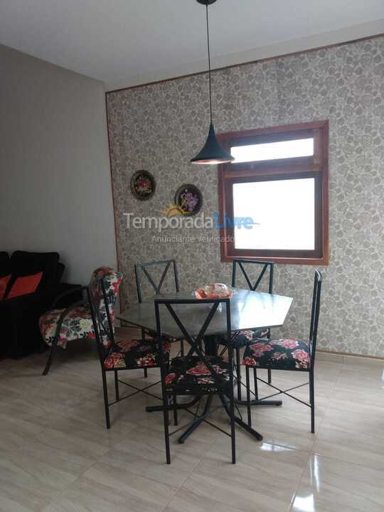 Casa para aluguel de temporada em Paranapanema (Condomínio Riviera de Santa Cristina Xiii)