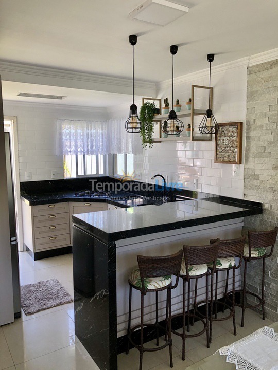 House for vacation rental in Bombinhas (Praia de Bombas)