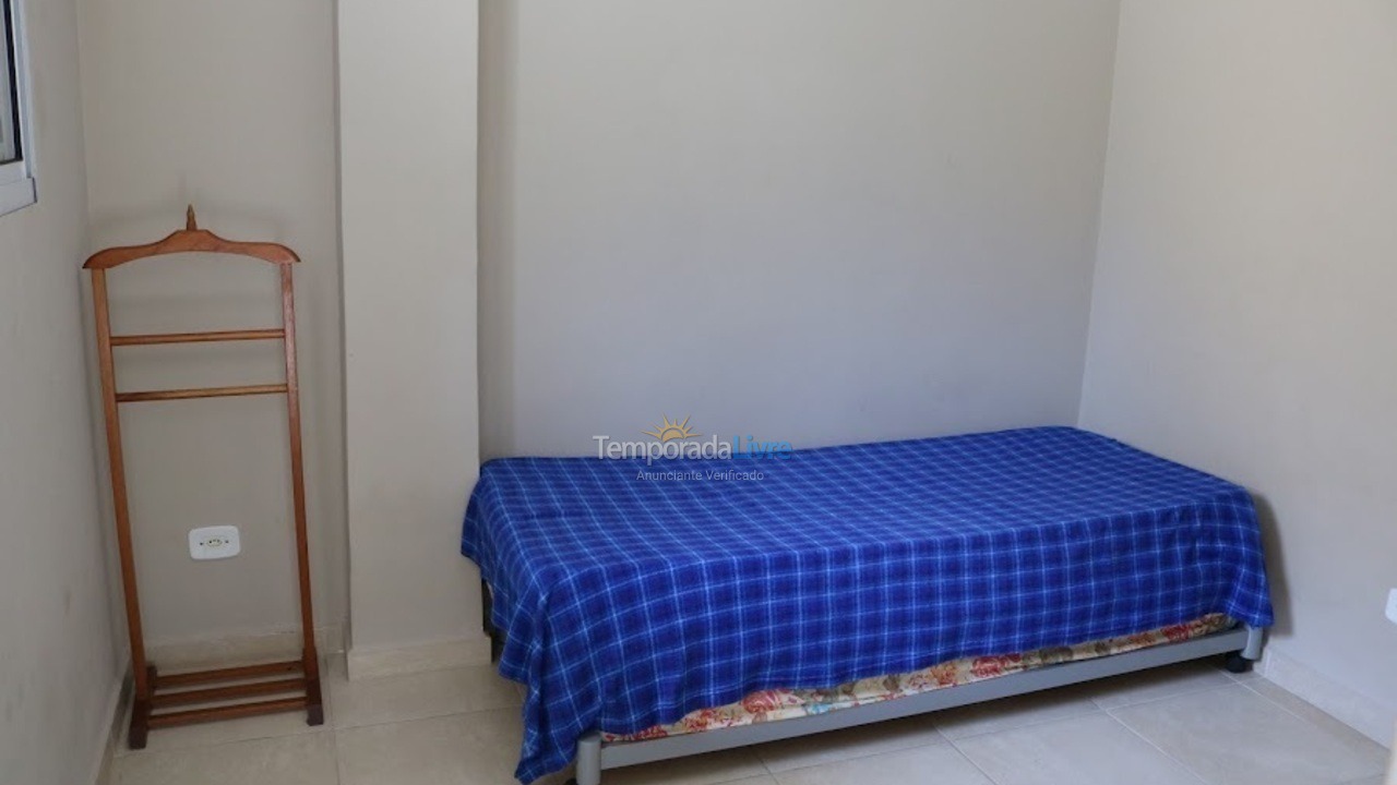 Apartamento para aluguel de temporada em Guarujá (Pitangueiras)