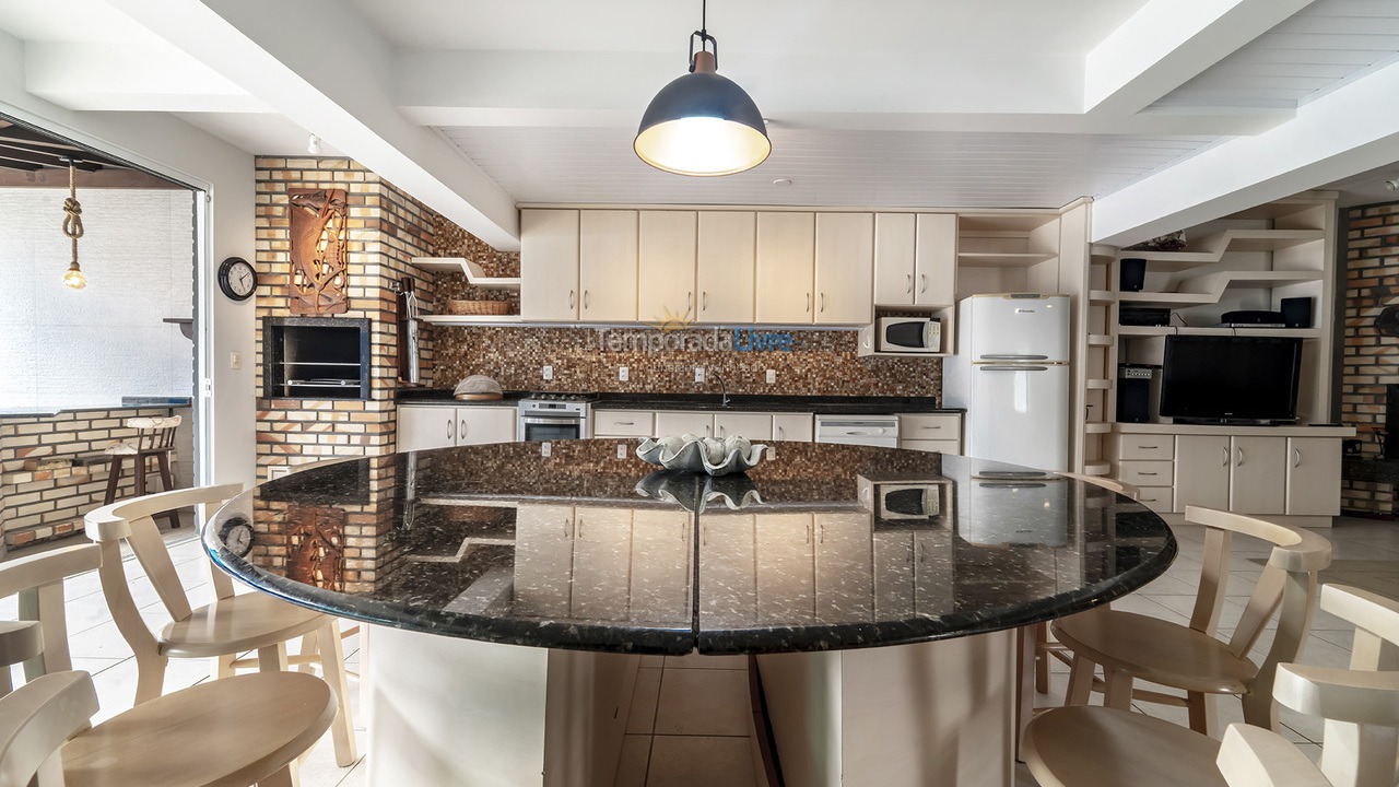 House for vacation rental in Bombinhas (Mariscal)