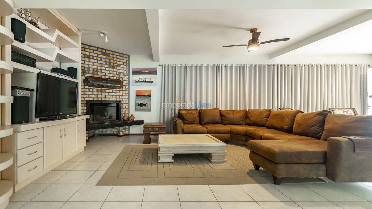 House for vacation rental in Bombinhas (Mariscal)